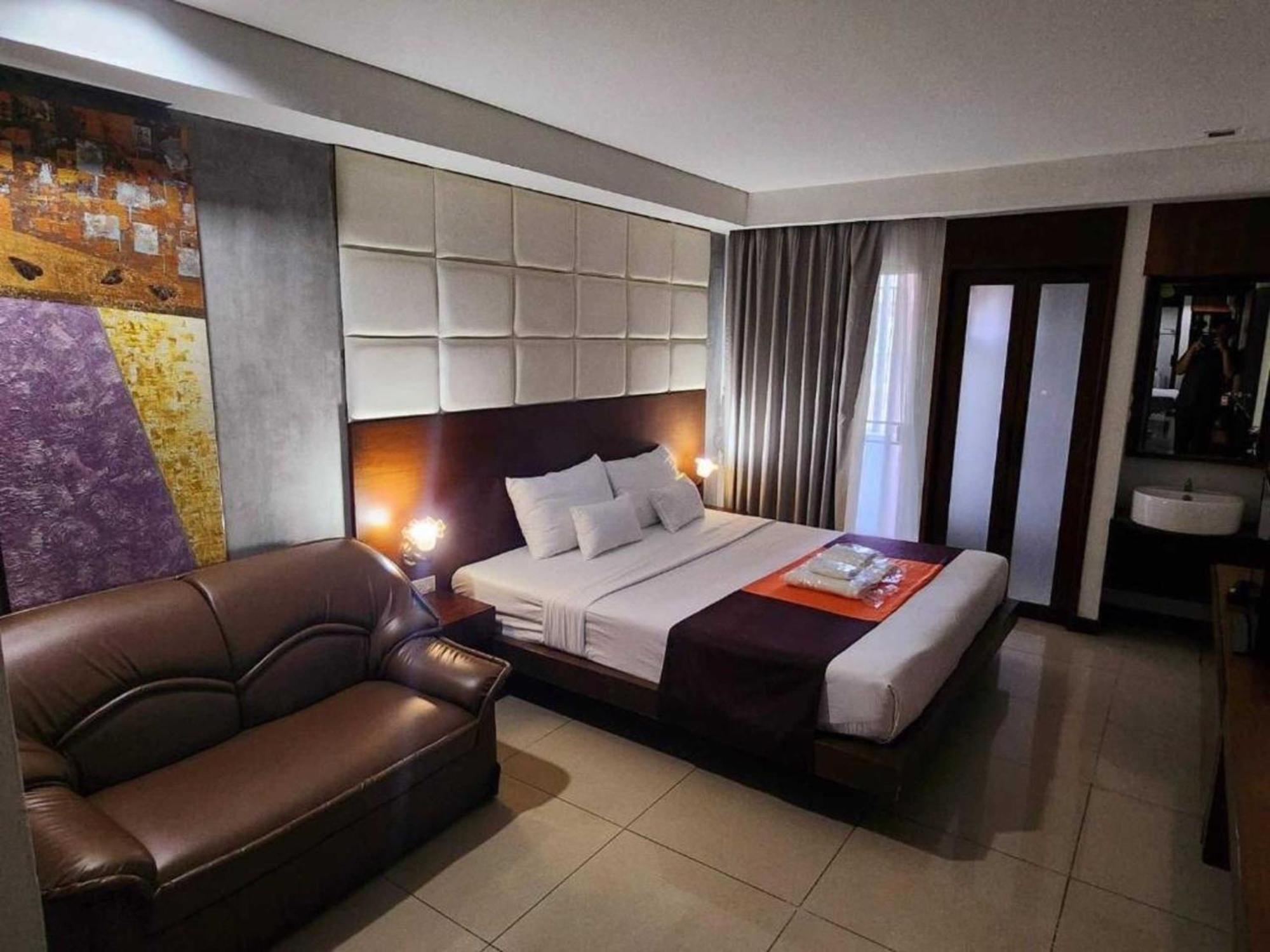 Collection O The Bangkok Cha Cha Suite Exterior foto